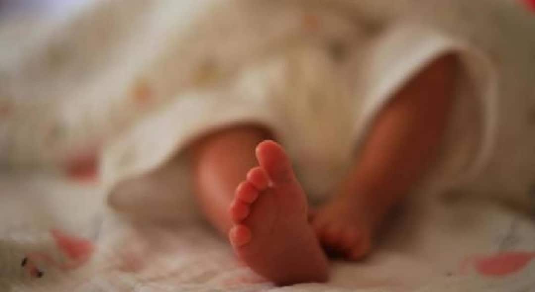 संतापजनक! पोटफुगीवर उपचार म्हणून दहा दिवसाच्या बाळाला दिले गरम विळ्याने तब्बल 39 चटके