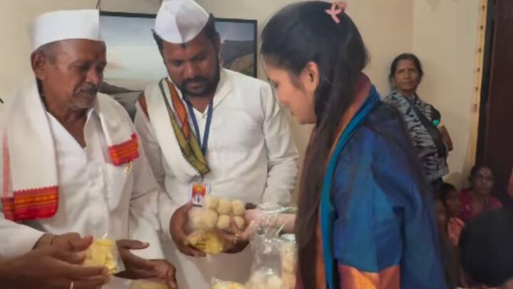 काही दिवसांपूर्वीच गौतमी पाटील हिने वारकऱ्यांसोबतचा एक व्हिडीओ शेअर केला होता.