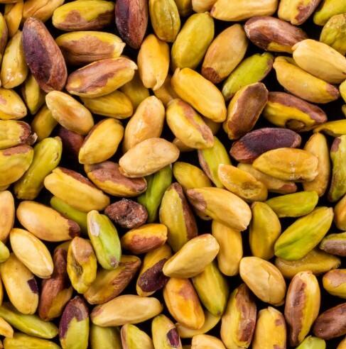 ਪਿਸਤਾ ਕੈਲਰੀ ਤੇ ਚਰਬੀ ਨਾਲ ਭਰਪੂਰ ਹੁੰਦਾ ਹੈ, ਇਸ ਲਈ ਜੇਕਰ ਇਸਨੂੰ ਜ਼ਿਆਦਾ ਮਾਤਰਾ 'ਚ ਖਾਧਾ ਜਾਵੇ ਤਾਂ ਇਹ ਭਾਰ ਵਧਾਉਣ ਦਾ ਕਾਰਨ ਬਣ ਸਕਦਾ ਹੈ। ਖਾਸ ਕਰਕੇ ਉਨ੍ਹਾਂ ਲੋਕਾਂ ਲਈ, ਜੋ ਪਹਿਲਾਂ ਹੀ ਵਜ਼ਨ ਘਟਾਉਣ ਦੀ ਕੋਸ਼ਿਸ਼ ਕਰ ਰਹੇ ਹਨ, ਪਿਸਤੇ ਦਾ ਵੱਧ ਸੇਵਨ ਹਾਨੀਕਾਰਕ ਸਾਬਿਤ ਹੋ ਸਕਦਾ ਹੈ।