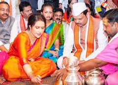 Ashadhi wari 2025: मुख्यमंत्री देवेंद्र फडणवीसांची पडुरंगाच्या चरणी सपत्नीक महापूजा; चंद्रभागेच्या वाळवंटी लोटला भक्तीचा जनसागर