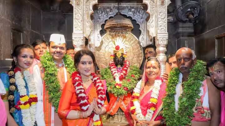 कैलास उगले हे गेल्या 12 ते 15 वर्षांपासून नियमित पंढरपूरला वारीला जातात.