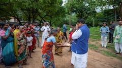 Isha Foundation’s Impact On Tribal Women Draws Praise From Union Minister Jual Oram