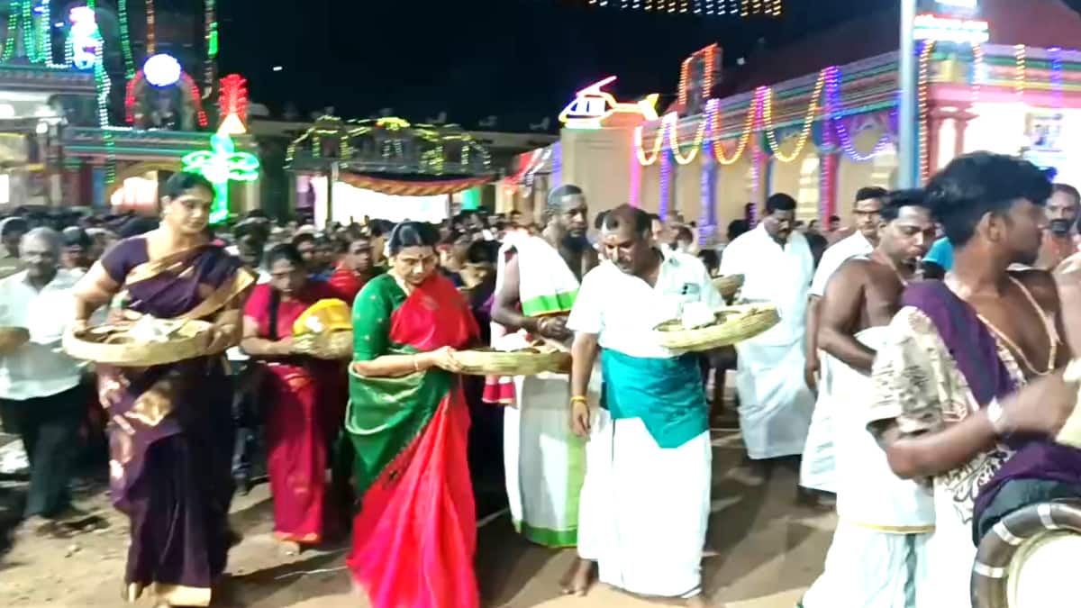 திருவெண்காடு சுவேதாரண்யேசுவரர் கோயில் 9 ஆண்டுகளுக்குப் பின் கும்பாபிஷேகம்! துர்கா ஸ்டாலின் பங்கேற்று திருசாந்து இடித்து வழிபாடு..!