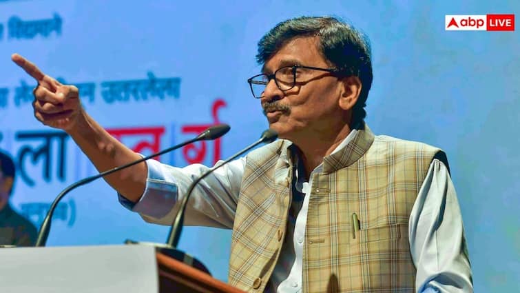 Shivsena ubt leader Sanjay Raut reacted on mk stalin devendra fadnavis and eknath shinde 'मैं हिंदी में बोलता हूं, पढ़ता हूं और सोचता हूं लेकिन...', संजय राउत ने दे दिया बड़ा बयान