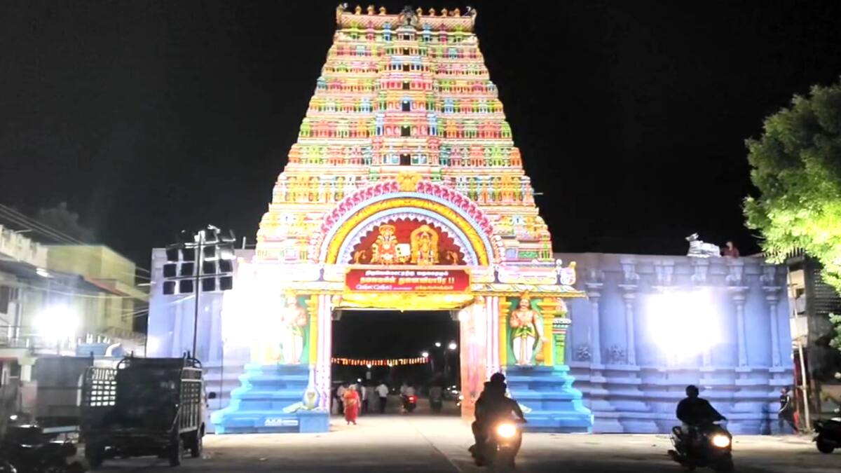 திருவெண்காடு சுவேதாரண்யேசுவரர் கோயில் 9 ஆண்டுகளுக்குப் பின் கும்பாபிஷேகம்! துர்கா ஸ்டாலின் பங்கேற்று திருசாந்து இடித்து வழிபாடு..!