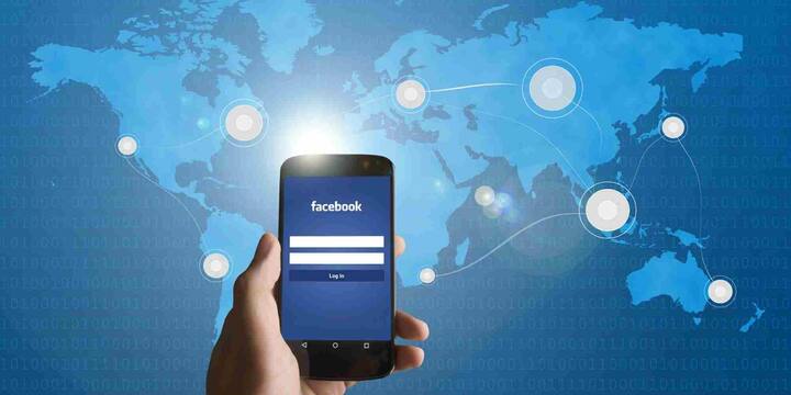 Facebook आपको हर नए डिवाइस लॉगिन पर ईमेल या नोटिफिकेशन भेजता है. इन्हें नजरअंदाज न करें. अगर आपने खुद लॉगिन नहीं किया है तो तुरंत पासवर्ड बदलें. अगर आप इन आसान स्टेप्स को अपनाते हैं, तो आपका Facebook अकाउंट पूरी तरह से सुरक्षित रहेगा.
