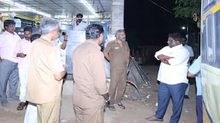 நீங்க யாரு..? போக்குவரத்து அமைச்சரிடமே கேள்வி கேட்ட அரசுப்பேருந்து ஓட்டுனர்கள், நடத்துனர்கள் - கரூரில் சம்பவம்