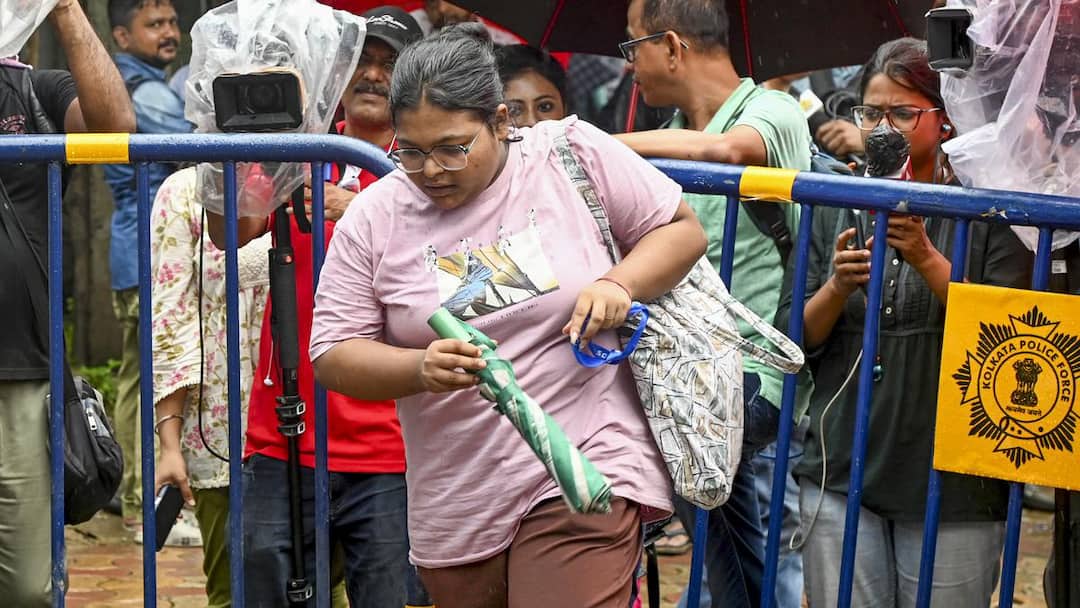 South Calcutta Law College Reopens Amid Tight Security After Alleged Gang Rape Incident South Calcutta Law College Reopens Amid Tight Security After Alleged Gang Rape Incident