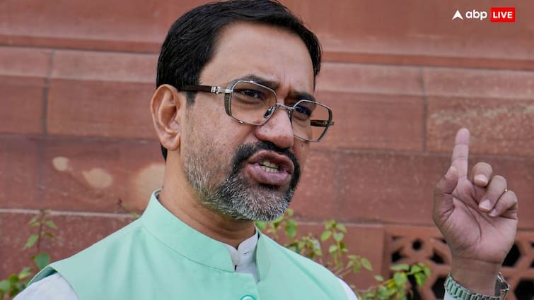 'मैं मराठी नहीं बोलता, किसी में दम हो तो महाराष्ट्र से निकालकर दिखाओ', 'निरहुआ' ने दिया चैलेंज