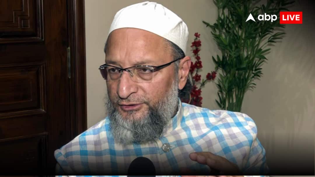 '2024 की मतदाता सूची को क्यों नहीं बनाया जा रहा आधार', बिहार में वोटर लिस्ट को लेकर EC से मीटिंग के बाद बोले ओवैसी Asaduddin Owaisi and opposition leaders raised questions over Election Commission decision to update voter list ahead of Bihar Elections 2025 '2024 की मतदाता सूची को क्यों नहीं बनाया जा रहा आधार', बिहार में वोटर लिस्ट को लेकर EC से मीटिंग के बाद बोले ओवैसी