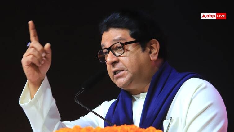 राज ठाकरे का MNS के नेताओं-कार्यकर्ताओं को साफ निर्देश, 'मेरी इजाजत के बिना कोई भी...' Raj Thackeray directs MNS leaders not to interact with media social media without consulting him राज ठाकरे का MNS के नेताओं-कार्यकर्ताओं को साफ निर्देश, 'मेरी इजाजत के बिना कोई भी...'
