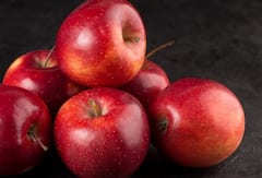 डेली डाइट में शामिल करें ये फल, लीवर रहेगा क्लीन और एक्टिव