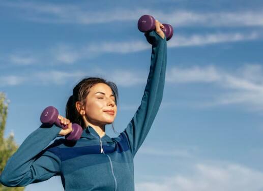 एक्सरसाइज के तुरंत बाद बीपी न नापें: वर्कआउट या फिजिकल एक्टिविटी के तुरंत बाद बीपी नापना गलत रीडिंग दे सकता है. व्यायाम के कम से कम 30 मिनट बाद बीपी नापें जब हार्ट रेट नॉर्मल हो जाए.