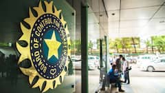 BCCI में कैसे कोई आम शख्स पा सकता है नौकरी? मीडिया मैनेजर की कैसे होती है भर्ती? जानें सबकुछ