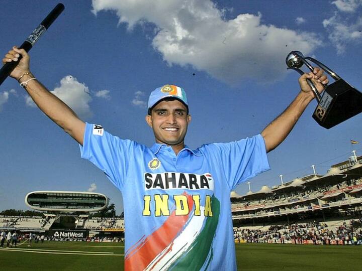 पूर्व भारतीय कप्तान सौरव गांगुली वनडे फॉर्मेट में लगातार 4 बार प्लेयर ऑफ़ द मैच अवार्ड जीतने वाले इकलौते क्रिकेटर हैं.