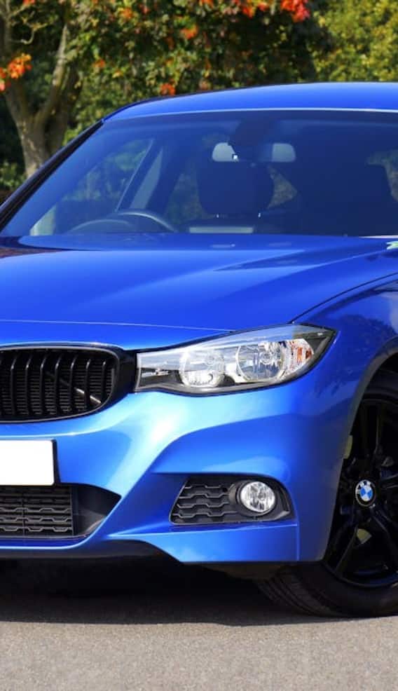 पेट्रोल डिझेल नाही तर शेणावर चालणाऱ्या गाड्या पाहिल्यात का?