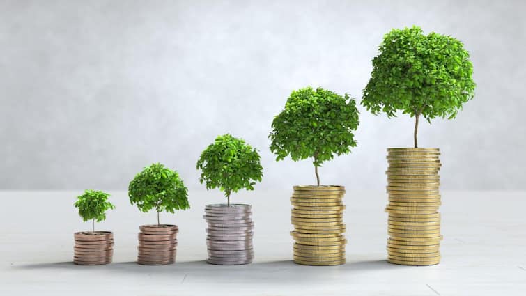 Mutual Fund Frenzy: SIP, Equity, And Gold ETF Inflows Jump Sharply In June 2025