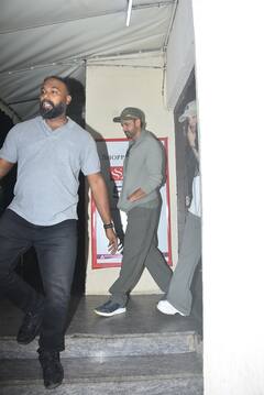 गर्लफ्रेंड सबा आजाद संग ऋतिक रोशन की स्पेशल डेट नाइट, कैमरे में कैप्चर हुआ कपल