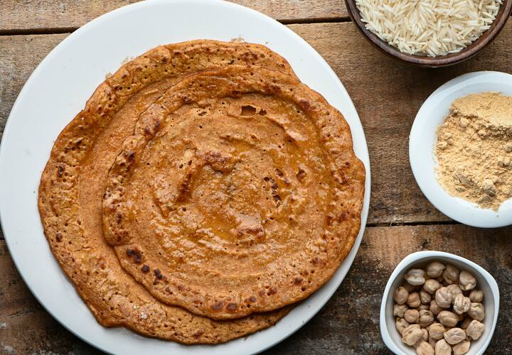प्रोटीनयुक्त नाश्ता (ऑम्लेट, पनीर, मूगडाळ) : जर तुमचा नाश्ता प्रोटीनयुक्त असेल तर तुम्ही फिटनेस आणि आरोग्यावर विशेष भर देणारे आहात. तुमच्यात आत्मशिस्त आणि जिद्द असते.