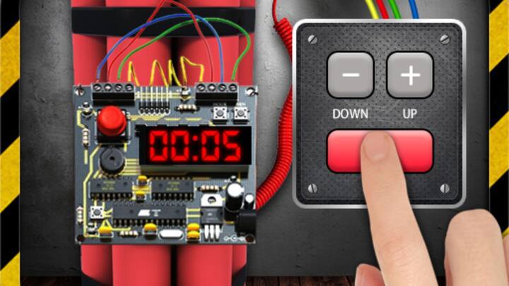 इनको ब्लैक कैट कमांडोज भी कहा जाता है. एनएसजी एक विशेष बल होता है, जो कि आतंकवाद विरोधी अभियानों, बंधक संकटों और वीआईपी सुरक्षा में भी अहम भूमिका निभाता है.