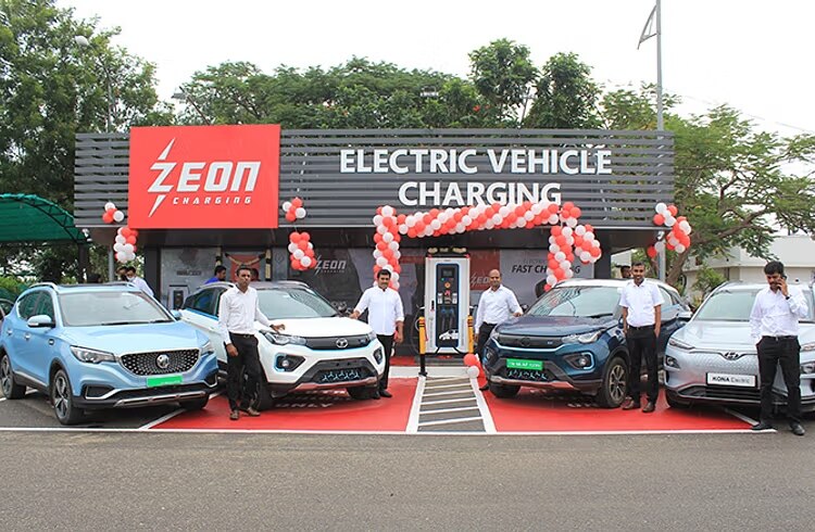 EV Charging Bill: மின்சார வாகனங்களுக்கு வந்த சோதனை! எகிறிய சார்ஜிங் ஸ்டேஷன் கட்டணம் - புது பில் எவ்ளோ?