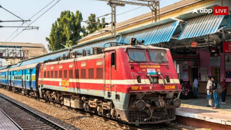 ट्रेन से जाने वाले मुसाफिरों को होगी परेशानी, अगले महीने इस रूट की 16 ट्रेनें रहेंगी कैंसिल, देखें लिस्ट railway cancelled 16 major trains of this route check the list before travelling otherwise you will be in trouble ट्रेन से जाने वाले मुसाफिरों को होगी परेशानी, अगले महीने इस रूट की 16 ट्रेनें रहेंगी कैंसिल, देखें लिस्ट