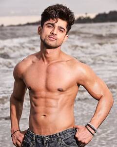 બે બાળકોની માં રૂબિના દિલૈક પર ફિદા છે આ એક્ટર ? બીજા સાથે જોઇને થાય છે જલન, ખુદ કર્યો ખુલાસો