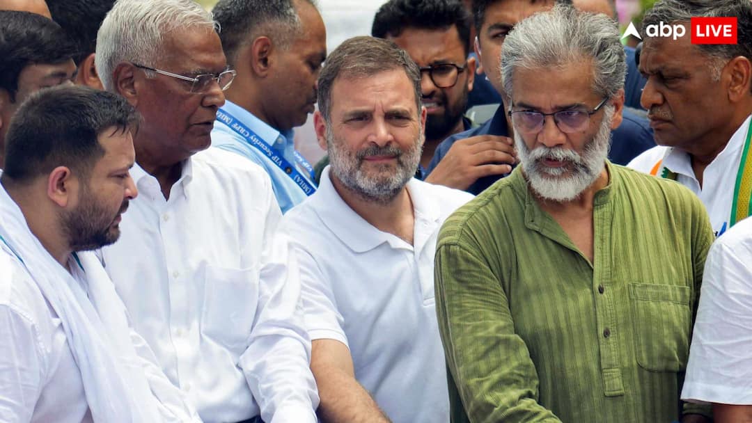 Bihar Voter List Politics: ఎన్నికలకు ముందు బీహార్లో ఓటర్ లిస్ట్ గోల్ మాల్ వివాదం - ఏపీలో జరిగినట్లే అక్కడా జరిగిందా ? Voter list politics is gaining momentum in Bihar Bihar Voter List Politics: ఎన్నికలకు ముందు బీహార్లో ఓటర్ లిస్ట్ గోల్ మాల్ వివాదం - ఏపీలో జరిగినట్లే అక్కడా జరిగిందా ?