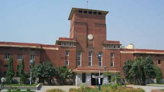 डीयू सेलेबस में बड़ा बदलाव! हट सकते हैं विवादित और धार्मिक चैप्टर