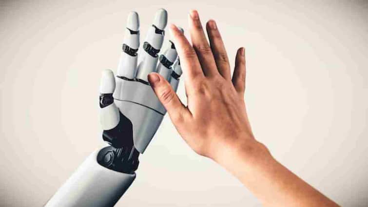 Robots artificial skin now they will also be able to feel the sensation of touch know what is the technology अब रोबोट भी महसूस कर सकेंगे छूने का एहसास! वैज्ञानिकों ने निकाला ये नया तरीका, जानें क्या है तकनीक