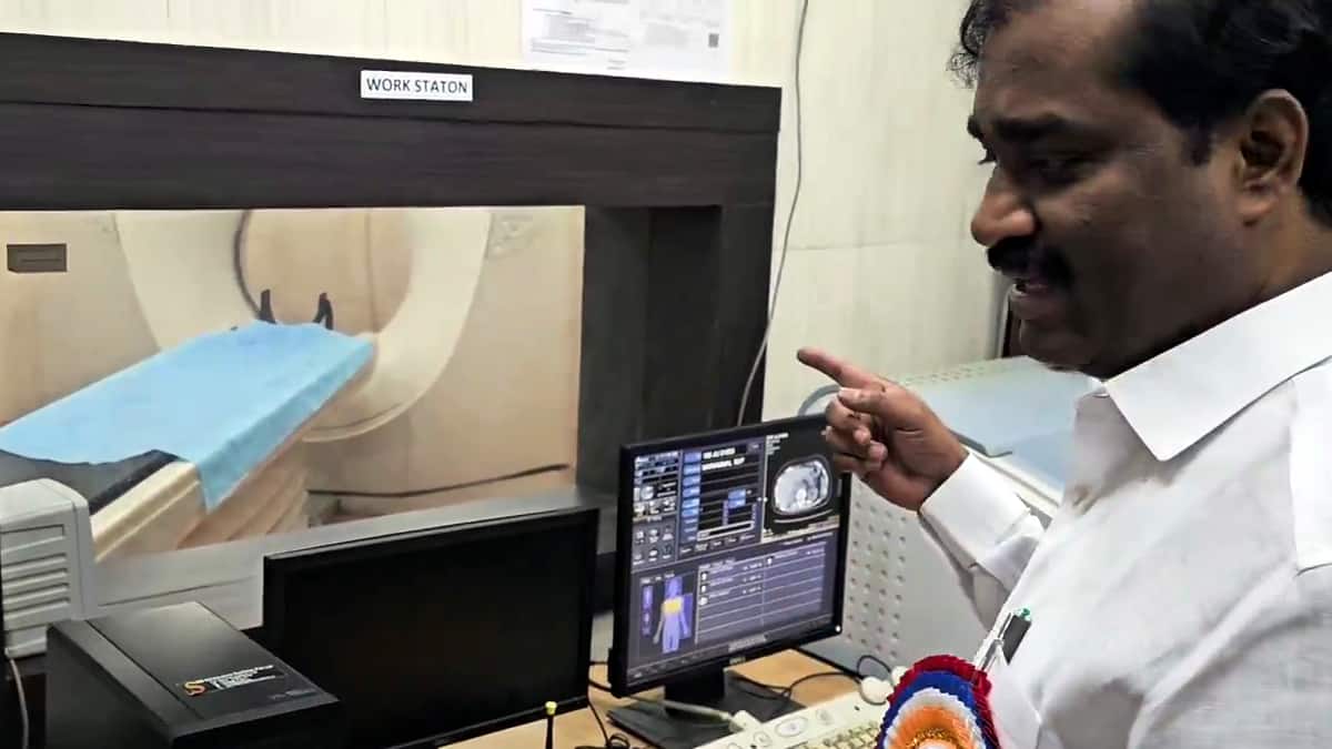 பெரியகுளம் அரசு மருத்துவமனையில் அதிர்ச்சி! புதிய CT ஸ்கேன் மோசடி? வேல்முருகன் அதிரடி விசாரணை!