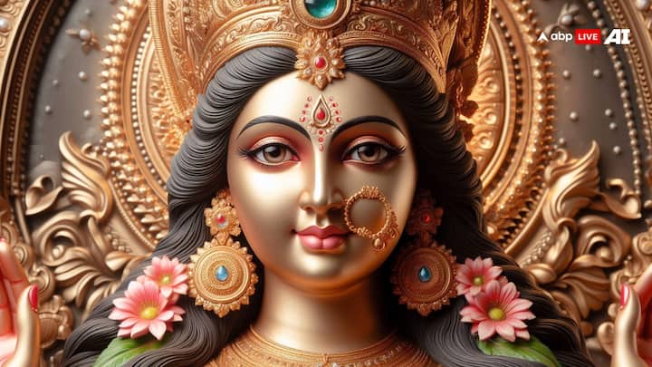 आज के दिन शाम में मां लक्ष्मी की पूजा करें और उनके समक्ष घी का दीपक जलाएं. पूजा में देवी को 11 कौड़ियों पर हल्दी लगाकर अर्पित करें और लक्ष्मी चालीसा का पाठ करें. इस उपाय से भी मां लक्ष्मी का आशीर्वाद प्राप्त होता है.