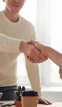 इंग्लैंड में कौन सी नौकरी की ज्यादा मांग है?