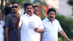 ’கஜானா காலியா ஸ்டாலின் ? பேனாவுக்கும் கார் ரேஸ்க்கும் மட்டும் காசு இருக்கா ?’ EPS அதிரடி..!