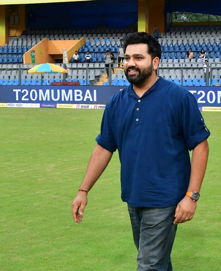 The third Test between India and England is being played at Lord's Cricket Ground in London. During this time, Rohit Sharma and Bollywood actor Bobby Deol have been seen together in London. His photo is going viral on social media.