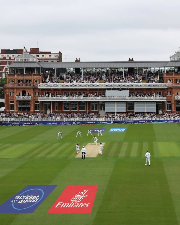 The ground that Thomas first built is now called Lord's Old Ground. This ground was there, where now the dorset is square. He then built a second ground called Lord's Middle Ground, which was used from 1811 to 1813.