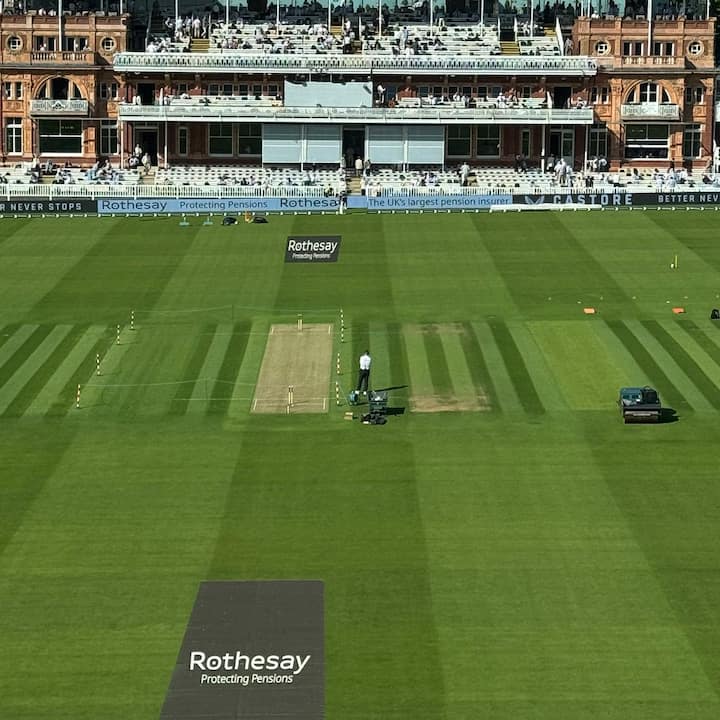 You will be surprised to know that today's Lord's Stadium is not in its real place. This is the third of the three grounds that Lord built between 1787 and 1814.