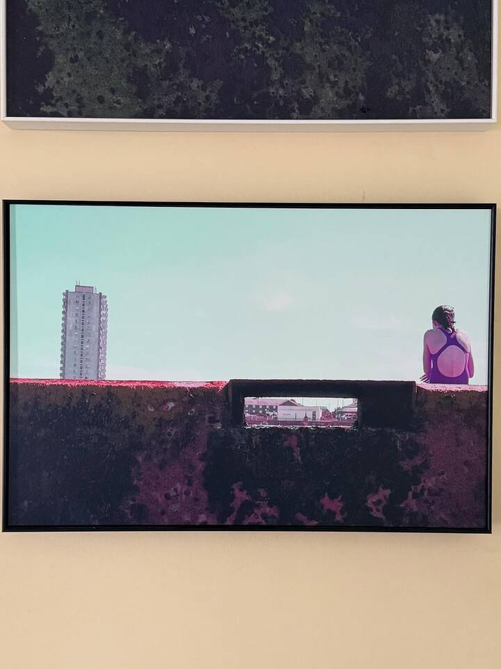 In the carousel post, Aditya shared photos from his scenic getaway and captioned it, “A cosmic bonanza. Thanks @airbnb, good scene. I want the sink.”