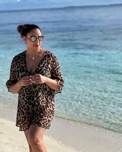 ओहो..एक्टिंग से दूर बिपाशा बसु कर रही हैं ये काम, नहीं लगने दी किसी को भनक!