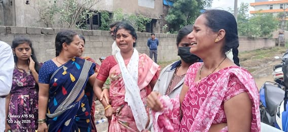 Sigachi Tragedy : సిగాచీ దుర్ఘటనలో 8 మృతదేహాలు దొరకని విషాదం.. కుటుంబాలకు తీరని వేదన! యాజమాన్యం తీరుపై ఆగ్రహం