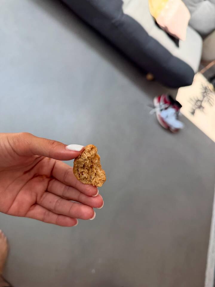 One of the pictures featured a woman's hand with white nail polish, instantly grabbing fans' attention.