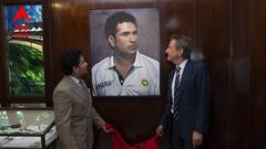 যে লর্ডসে কপিলের হাতে কাপ দেখে ক্রিকেট স্বপ্নের শুরু, সেই মাঠের প্যাভিলিয়নেই বসছে সচিনের ছবি