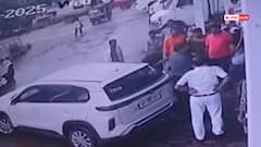 Watch: पहले स्कूटी को मारी टक्कर, फिर भाई-बहन से भिड़ गया इंस्पेक्टर, की मारपीट, वीडियो वायरल