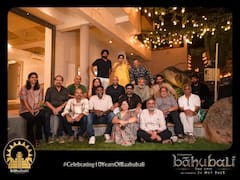 Baahubali completes 10 Years: బాహుబలి రీయూనియన్... 10 ఇయర్స్ సెలబ్రేషన్స్... ప్రభాస్, రాజమౌళి & టీమ్ ఫోటోలు