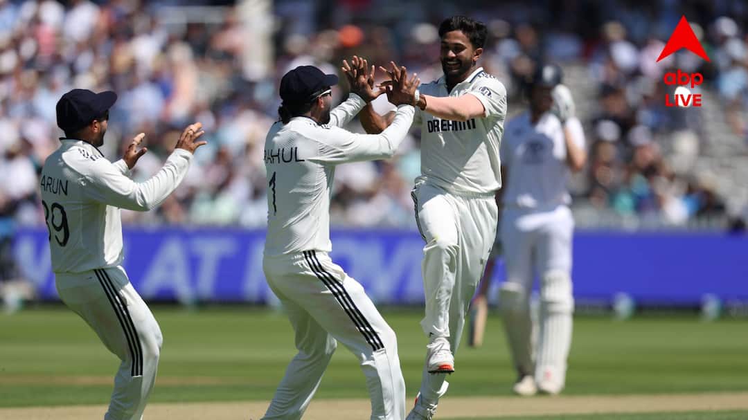 nitish kumar reddy comes out of syllabus as England lose both openers in single over Nitish Kumar Reddy: লর্ডসে তাঁর দলে জায়গা পাওয়া নিয়েই ছিল সংশয়, দুই ইংরেজ ওপেনারকেই ফেরালেন সেই নীতীশ কুমার রেড্ডি