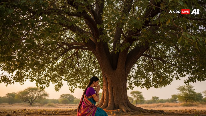 वही विज्ञान के मुताबिक पीपल का पेड़ बाकी पेड़ों की तुलना में अधिक ऑक्सीजन प्रदान करता है. जो हमारे साथ-साथ हमारे वातावरण के लिए भी काफी जरूरी है. पीपल के पेड़ का इस्तेमाल आयुर्वेद में दवाइयों को बनाने में काम आता है.