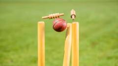 8 ਗੇਂਦਾਂ 'ਚ 6 ਵਿਕਟਾਂ... 2 ਓਵਰਾਂ ਵਿੱਚ ਲਈਆਂ 2 ਹੈਟ੍ਰਿਕਾਂ ! ਇਸ ਭਾਰਤੀ ਗੇਂਦਬਾਜ਼ ਨੇ ਇੰਗਲੈਂਡ ਵਿੱਚ ਮਚਾਈ ਤਬਾਹੀ, ਪੂਰੀ ਦੁਨੀਆ ਹੋ ਰਹੀ ਹੈਰਾਨ !