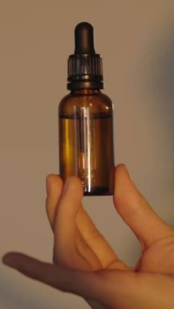 International Essential Oils Day 2025 — 9 Oils For Better Sleep