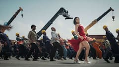 మోనికా మేనియా అదుర్స్ - 'కూలీ' నుంచి బుట్టబొమ్మ స్పెషల్ సాంగ్ వచ్చేసింది