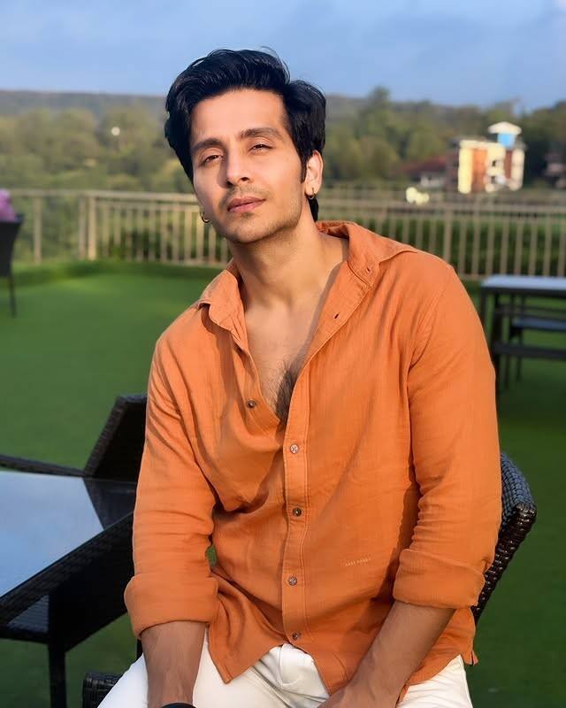 Actor Param Singh of 'Gum Hai Kisi Ki Pyaar Mein' shared the screen with Bhavika Sharma. They have also been approached for Bigg Boss.